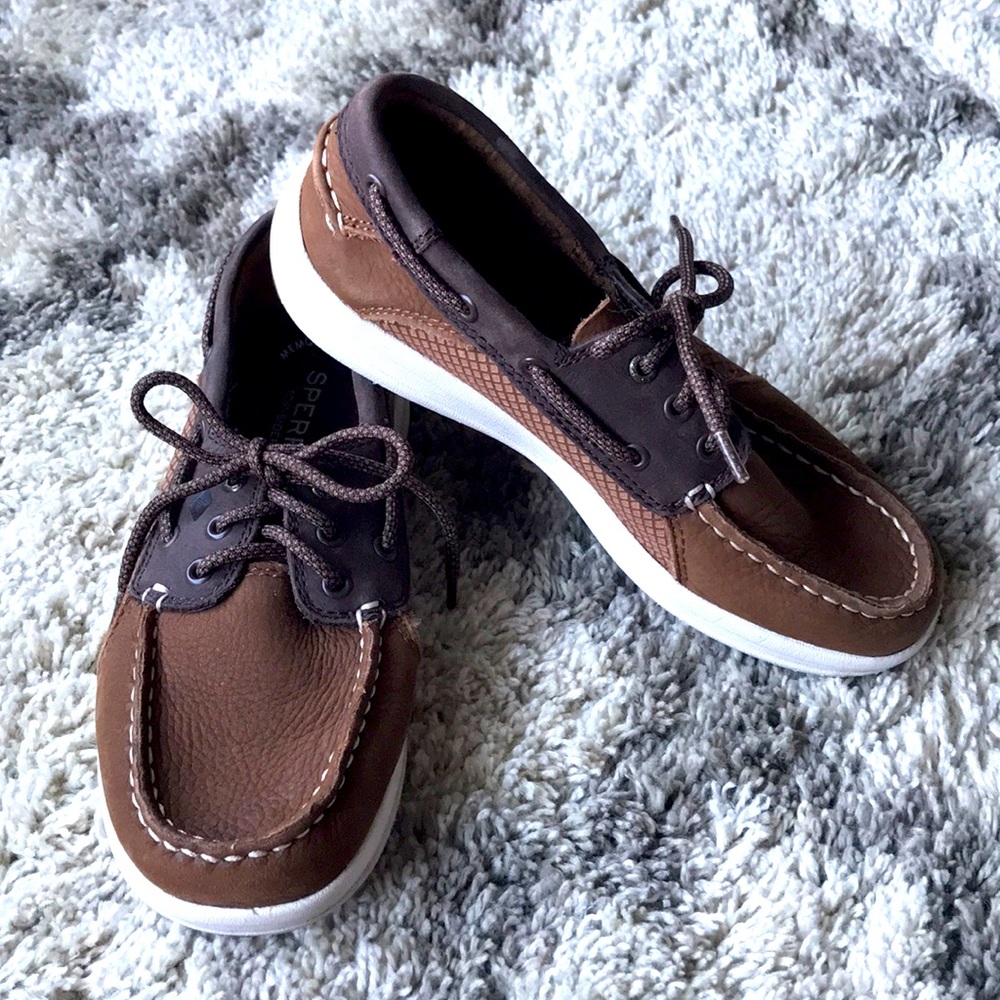 Boys Sperrys